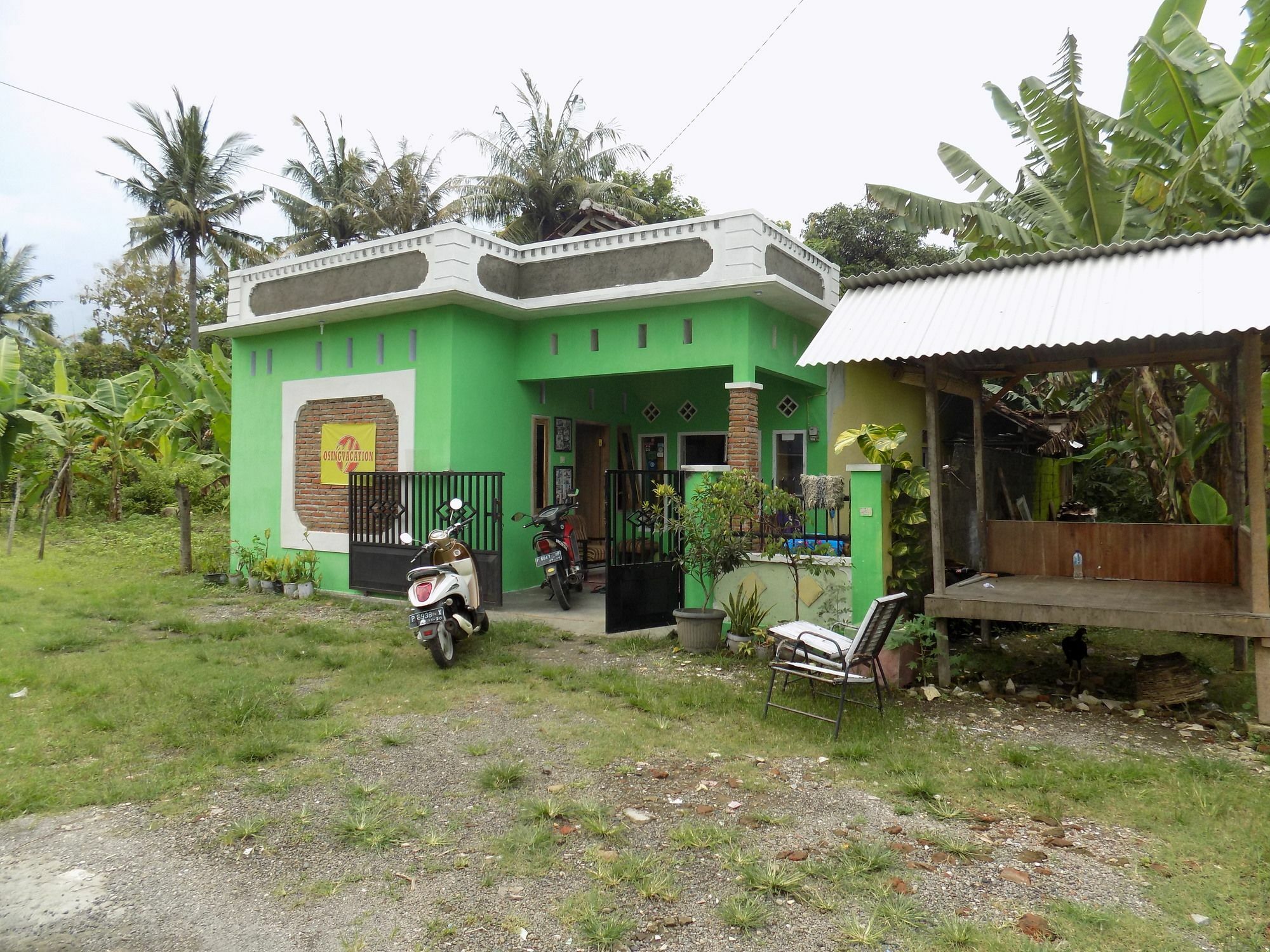 Bed and Breakfast Osingvacation Tamansuruh Exterior foto