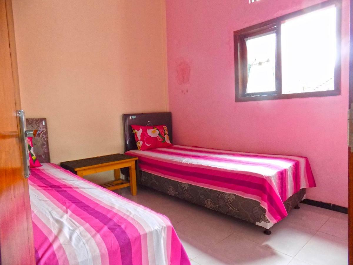 Bed and Breakfast Osingvacation Tamansuruh Exterior foto